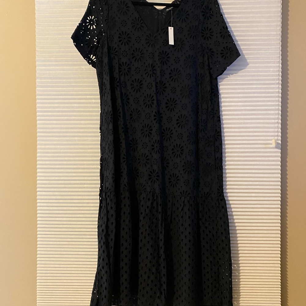 Madewell black midi lace/crochet flower dress